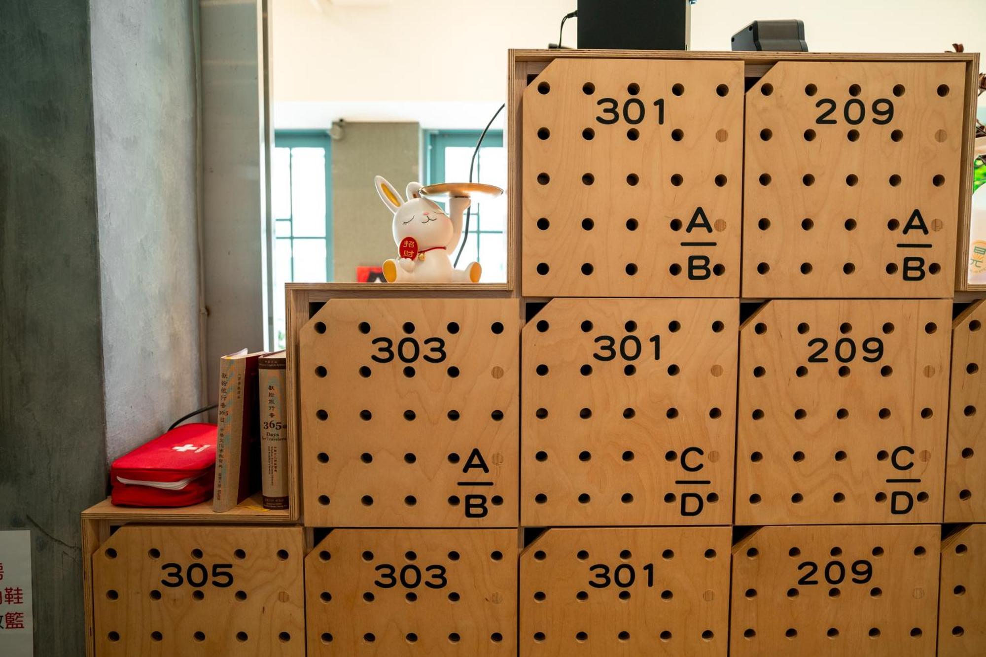 Funtime Hostel Chiayi Buitenkant foto